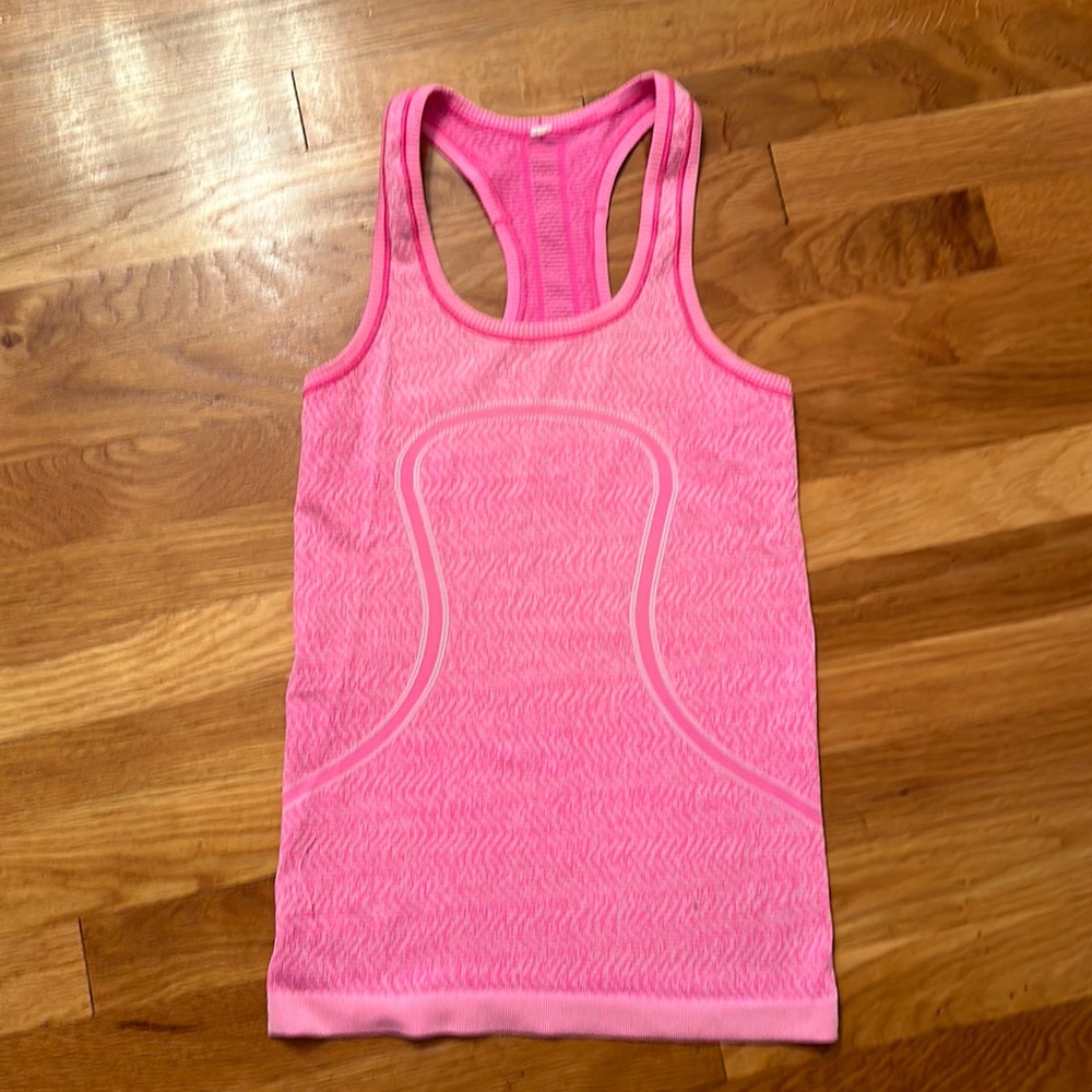 Lululemon pink tank - XS